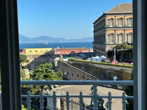 IL MASTIO Panoramic GUESTHOUSE - Vista Mare Napoli Centro photo 39