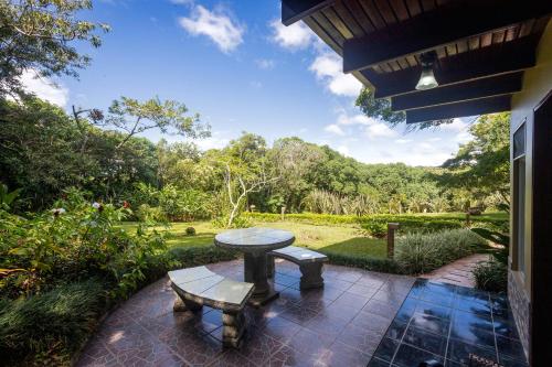 Cabañas Valle Campanas - Monteverde, Costa Ricaにある庭