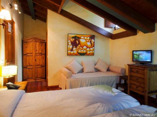 Gallery image of Hotel Rural Sucuevas in Mestas de Con