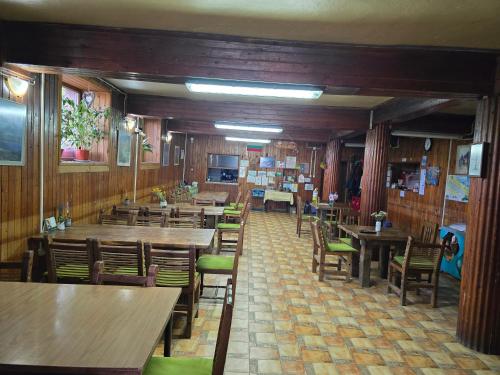 Fotografie z fotogalerie ubytování Хижа Младост v destinaci Tărgovište