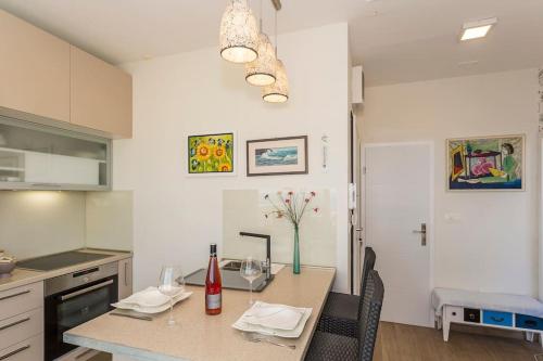 Apartment Marija-Maja