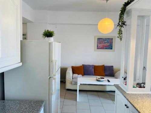 Gallery image of Akrata v apartment in Akrata