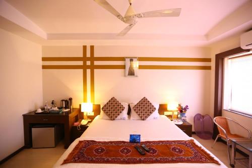Gallery image of Capital O J Service Appartment in Chennai