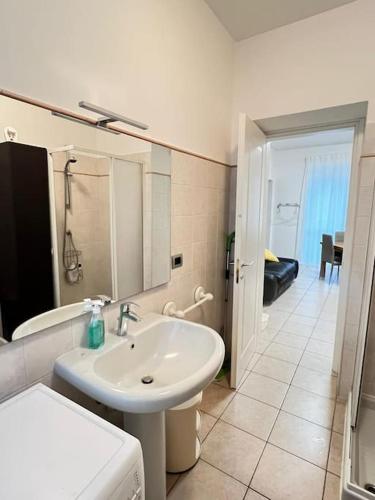 Koupelna v ubytování Como-Svizzera Trendy Loft e free parking