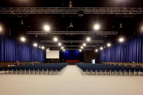 Zona business o sala de conferencias en TRIP INN Axxon Hotel