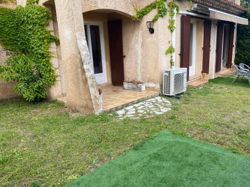 Charming Villa-Appartement With A View On The Sea Of 95 M2 photo 27