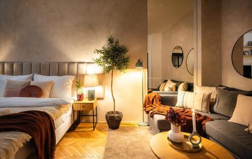 2BR 1,5Bath Chic City Suite near Wenceslas Square