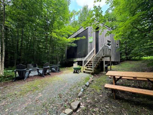 Κήπος έξω από το Cabin Zoobox des cervidés