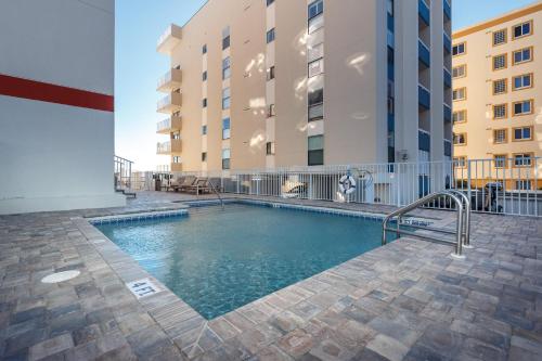 Piscina a The Palms 203 o a prop
