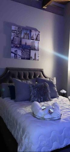 En eller flere senge i et værelse på Beal Street View