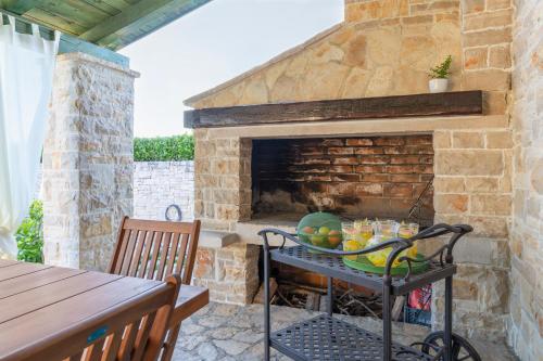 Φωτογραφία από το άλμπουμ του Holiday Home Fresco σε Smoković