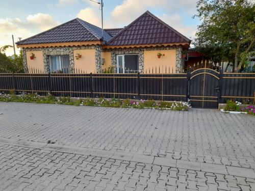 Budova, kde se prázdninový dům nachází