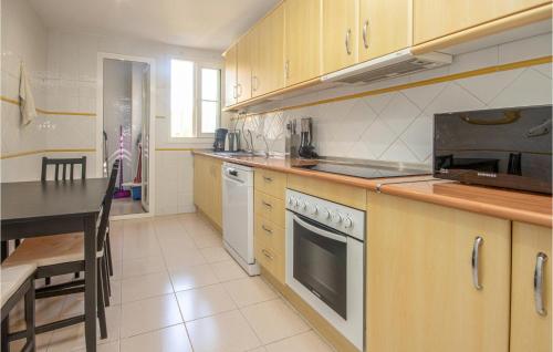 2 Bedroom Awesome Apartment In Marbella