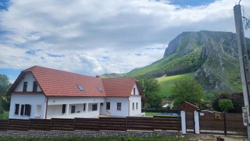 Nespecifikovaný výhled na hory nebo výhled na hory při pohledu z bed and breakfast