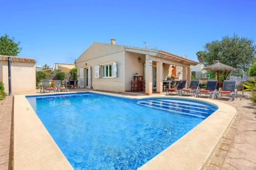 Villa Diniz II by Villa Plus