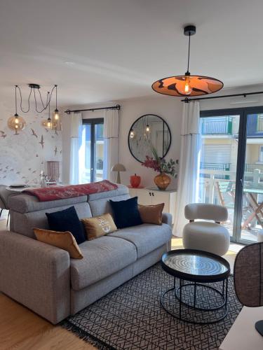 Appartement Standing, Centre,200m place Morny