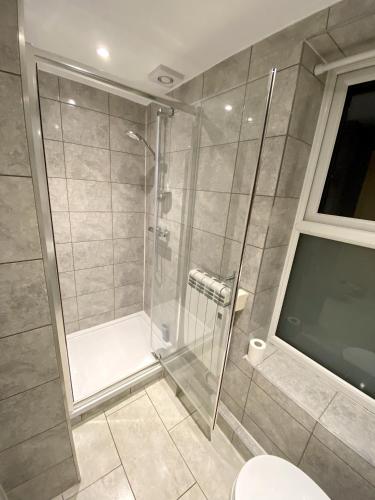Ένα μπάνιο στο Studio Flat near Waterside Theatre