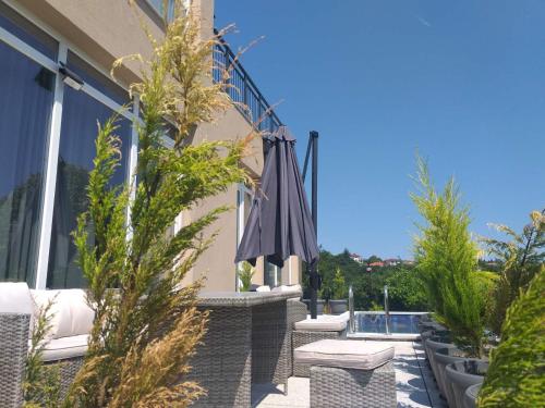 Gallery image of Villa MARRON in Priseltsi