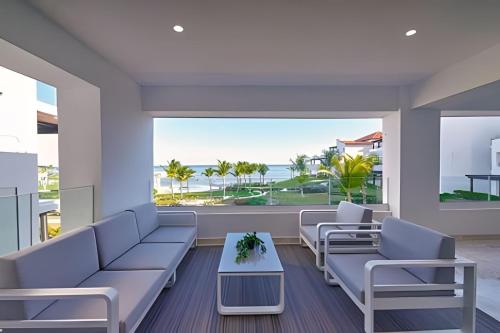 Punta Palmera ocean views 1bed apartment Cap Cana