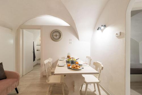 Foto dalla galleria di Due passi dalle Terme & Vicino alle Piste - Nel cuore del Parco Naturale Adamello - Pet Friendly - WiFi & Netflix a Caderzone