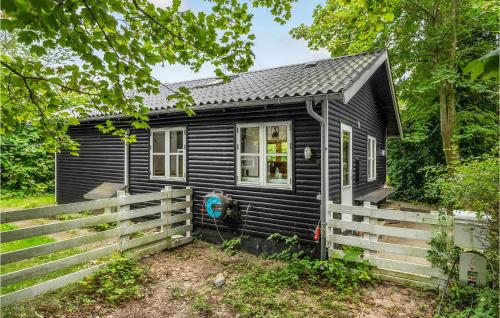 Κήπος έξω από το Stunning Home In Hornbæk With Wifi