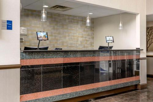 Vstupní hala nebo recepce v ubytování Best Western Suites Columbus