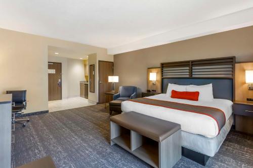 Katil atau katil-katil dalam bilik di Best Western Plus Heber Valley Hotel