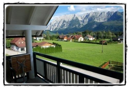 Nespecifikovaný výhled na hory nebo výhled na hory při pohledu z apartmánu
