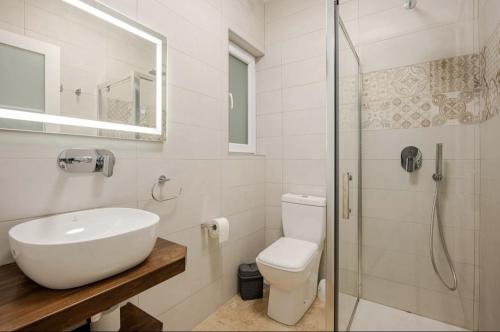 Gallery image of Luxury penthouse sea view in Taʼ Xbiex