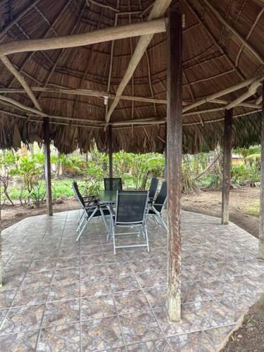 Maya Beach Houseにある庭