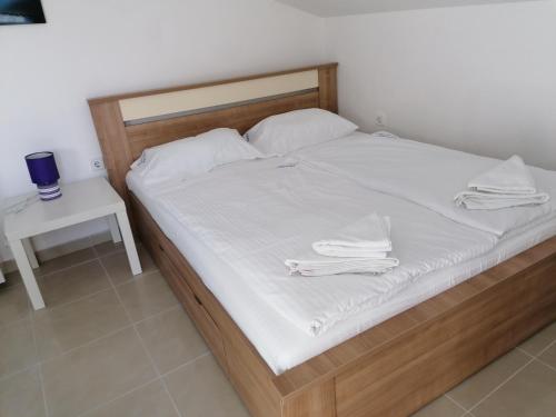 STUDIO APARTMAN kat