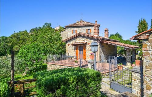 Taman di luar Amazing Home In Arezzo