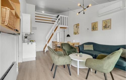 Χώρος καθιστικού στο Beautiful Apartment In Ringkøbing