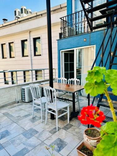 Triple Room with Terrace