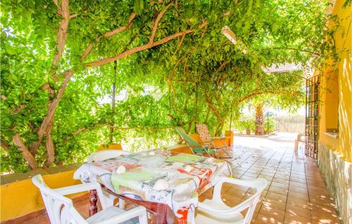 Lovely Home In Denia With Wifi