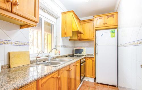 Lovely Home In Denia With Wifi