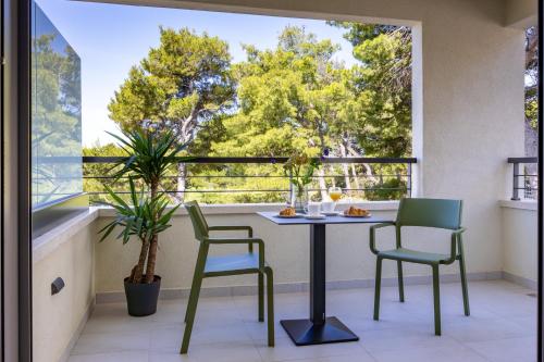 Beachfront Studio Pebble Residence Srzić