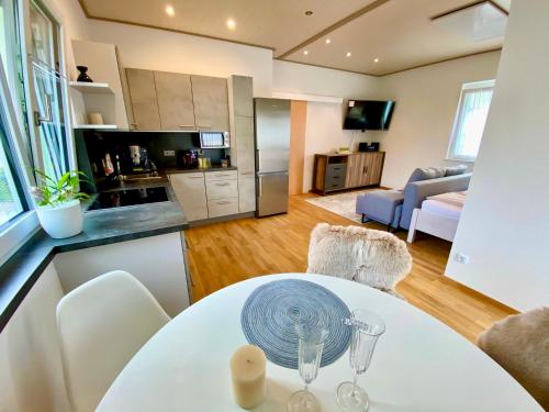 GreenHouse with Aircondition and Garden