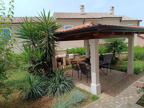 Apartment Milena