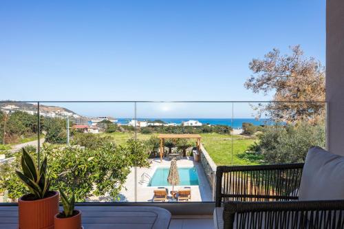 KaYa SeaView Residence