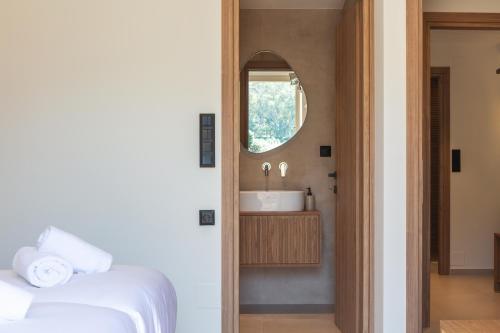 KaYa SeaView Residenceにあるバスルーム