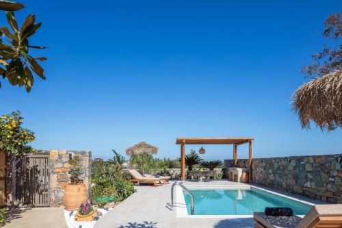 KaYa SeaView Residenceの敷地内または近くにあるプール