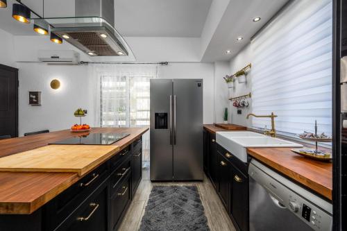 Emerald City Apartment