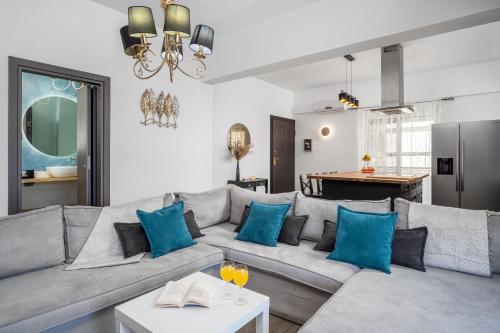 Emerald City Apartment