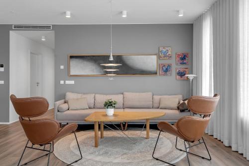 Un lugar para sentarse en Sif Apartments by Heimaleiga