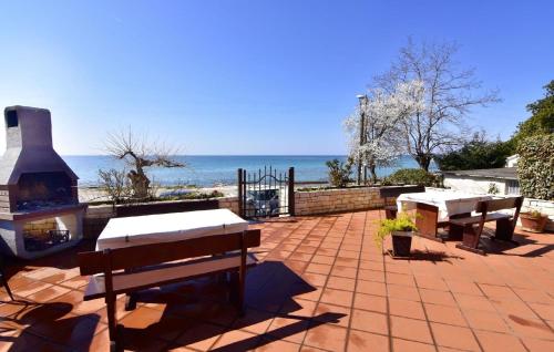 Appartement in Zambratija mit Schöner Terrasse