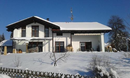 Ferienwohnung für 3 Personen in Bad Bayersoien, Bayern iarna