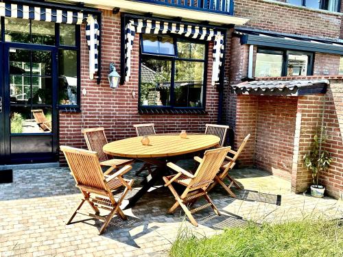 Το κτήριο όπου στεγάζεται  ο ξενώνας