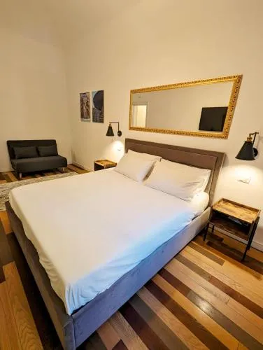 Luxury Gallery Suites photo 4