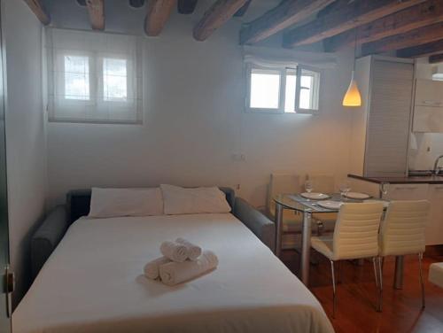 Emblematic flat in Madrid Central - Arenal